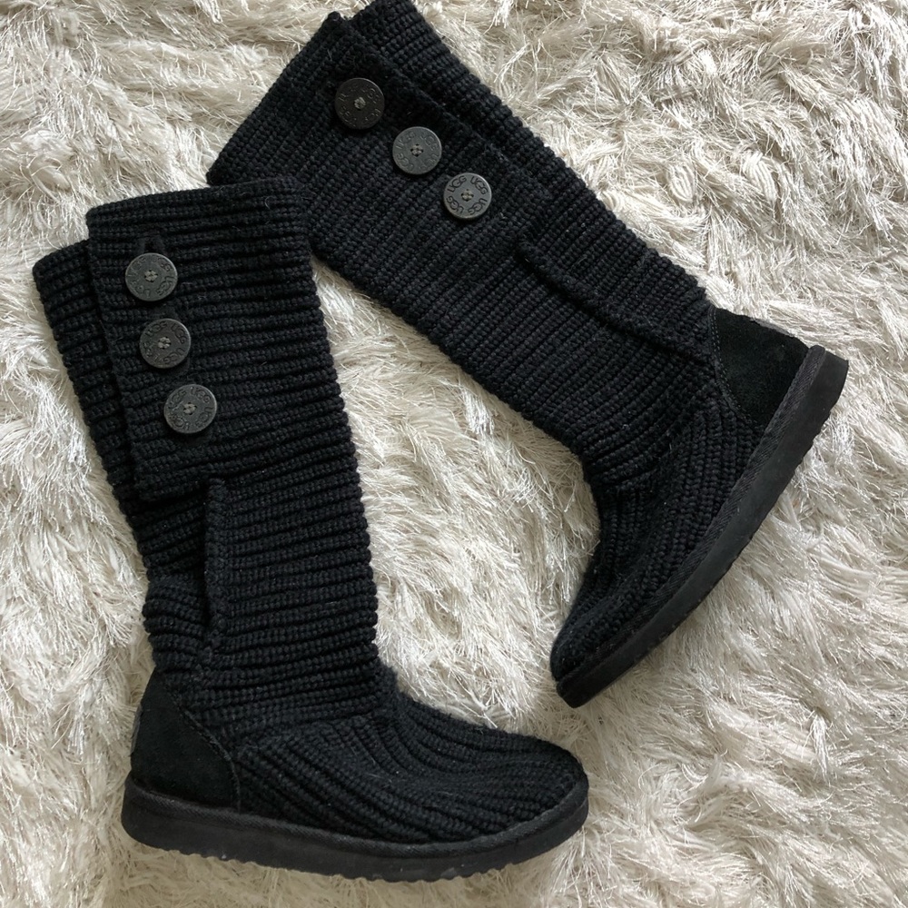Ugg knit boot